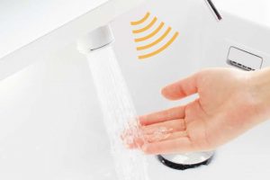 TOTOの「らくらくスマート水栓」(画像出典：TOTO)