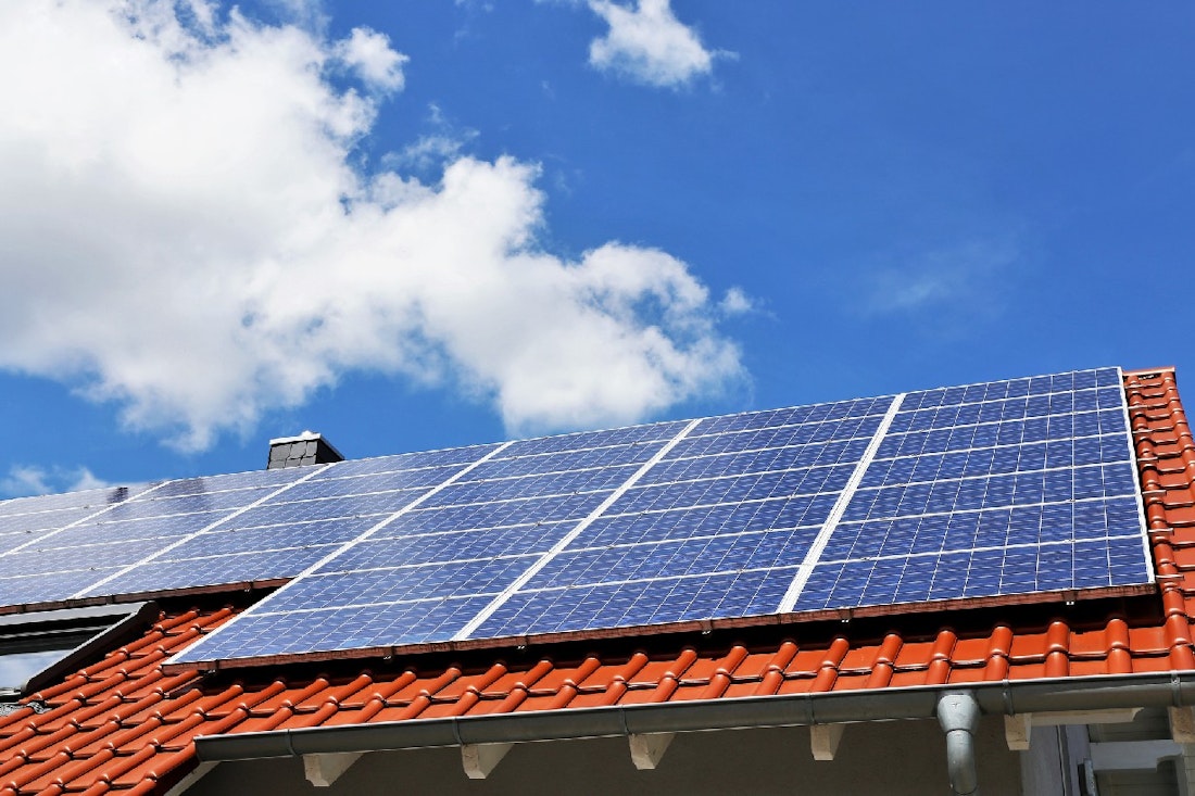 太陽光発電のメリット・デメリット｜最大限に節約する3つの方法とは？