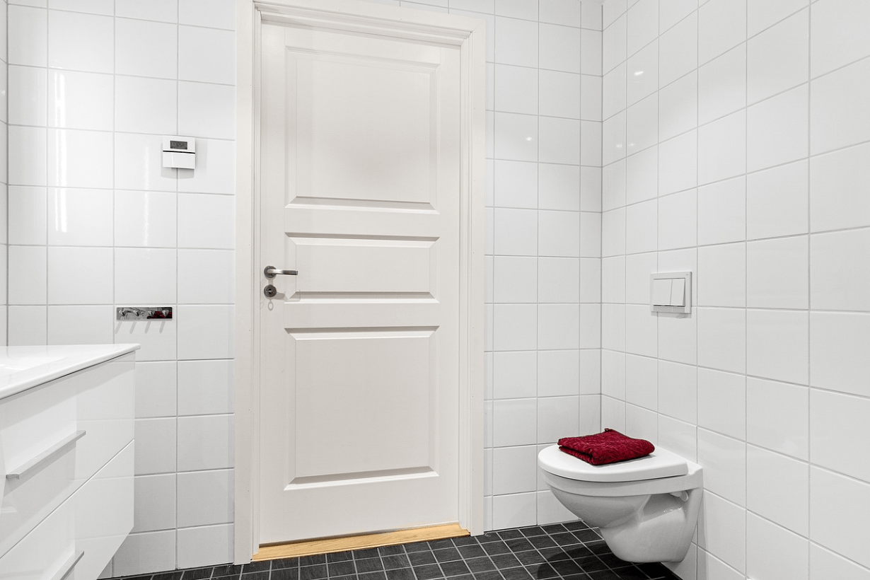 トイレのドアを交換したい!事前に確認すべき3つのポイント
