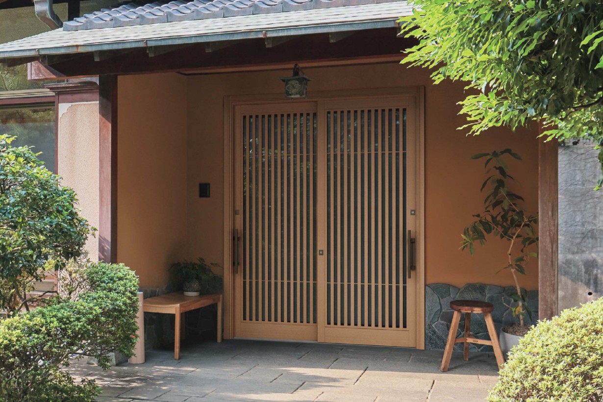 YKKAPの玄関引き戸「冴II」