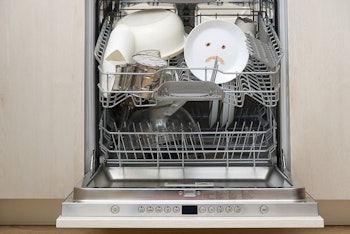 食洗機の臭いの原因