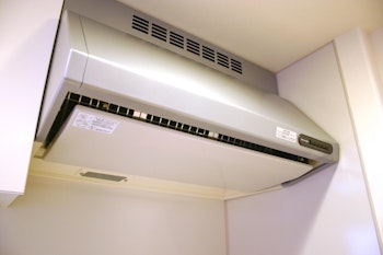 レンジフード交換はどこが安い?費用相場とコスト削減方法